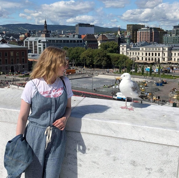 Meet your Posher, Samantha - Picture 1 of 1